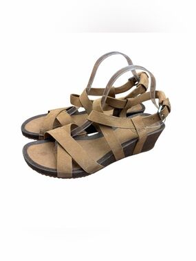 Teva Women's size 11 Tan Strappy Wedge Sandals Shoes tan Leather